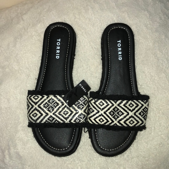 Torrid Geo Print Fringe Slide Sandal - Picture 4 of 5